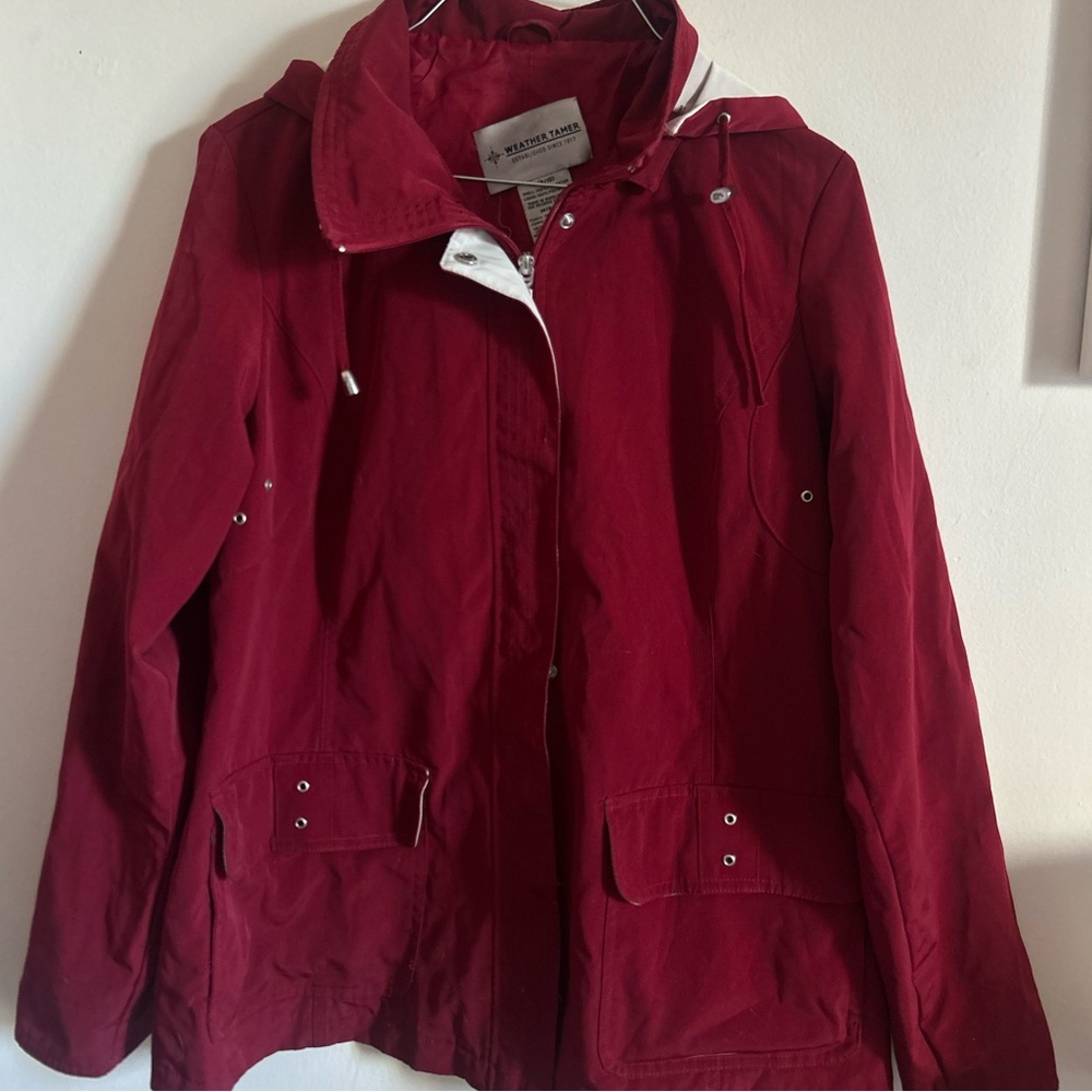Red jacket - Picture 3 of 6